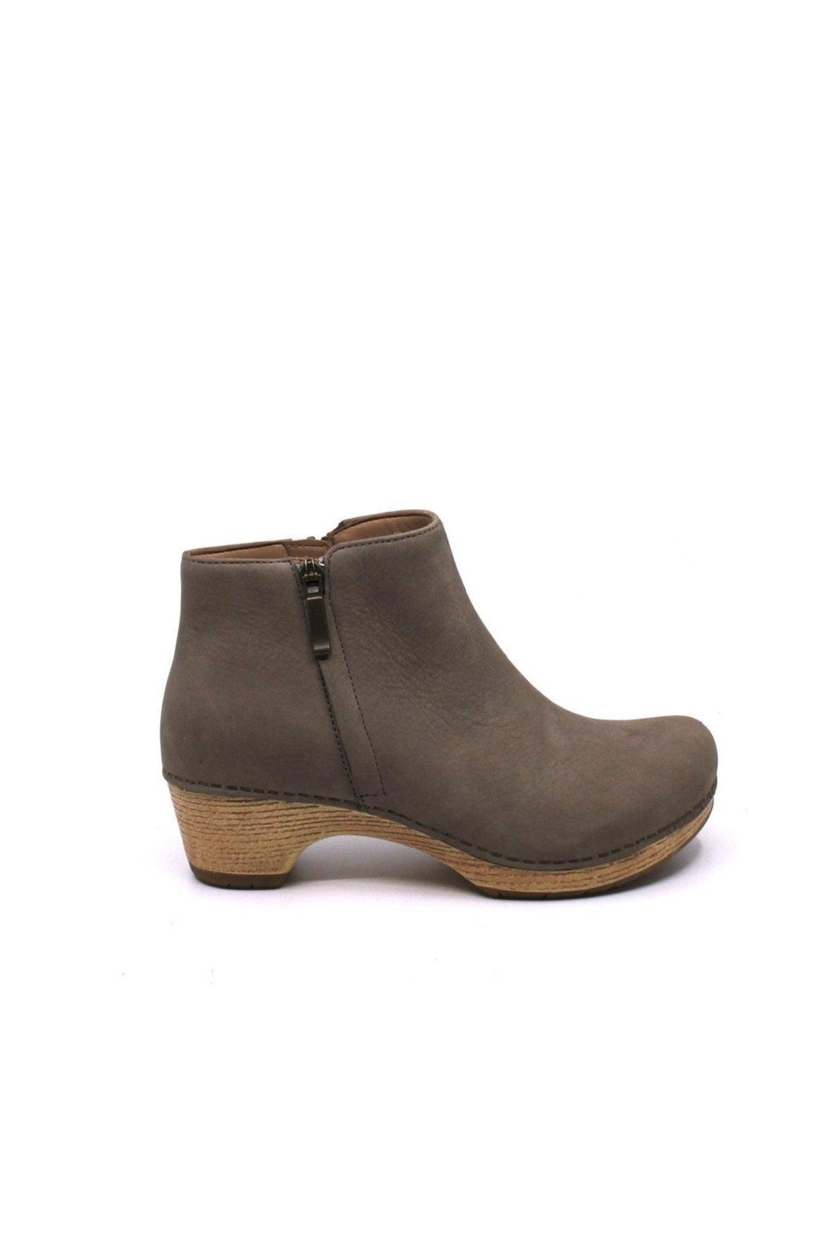 Dansko Lizanne Taupe Product Image