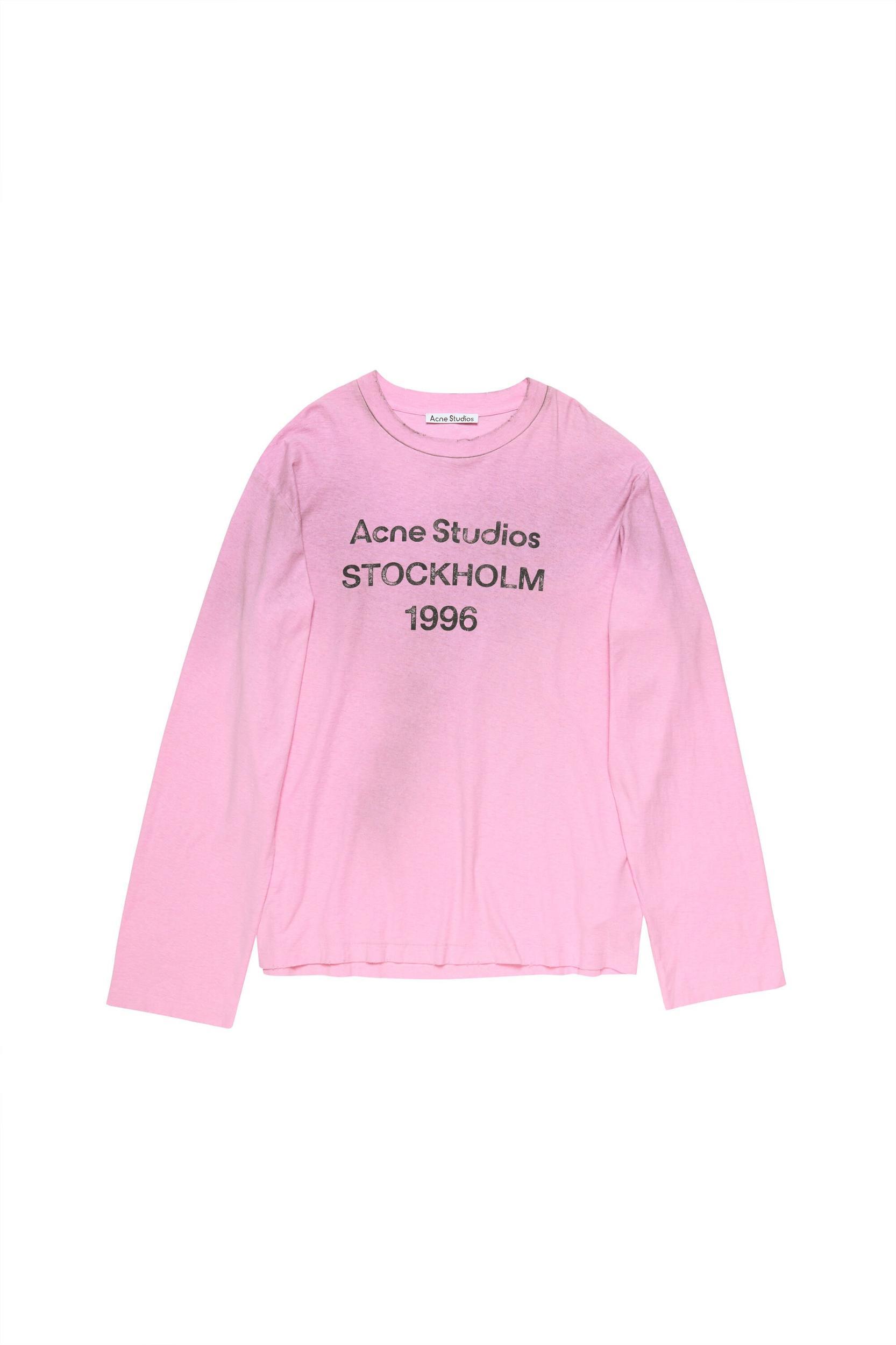 Logo t-shirt - Relaxed fit Product Image