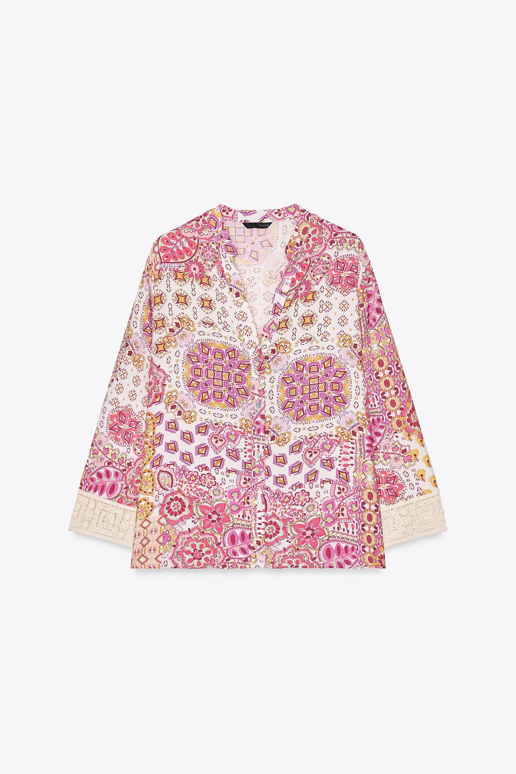 PRINTED BLOUSE WITH GUIPURE LACE SLEEVES Product Image