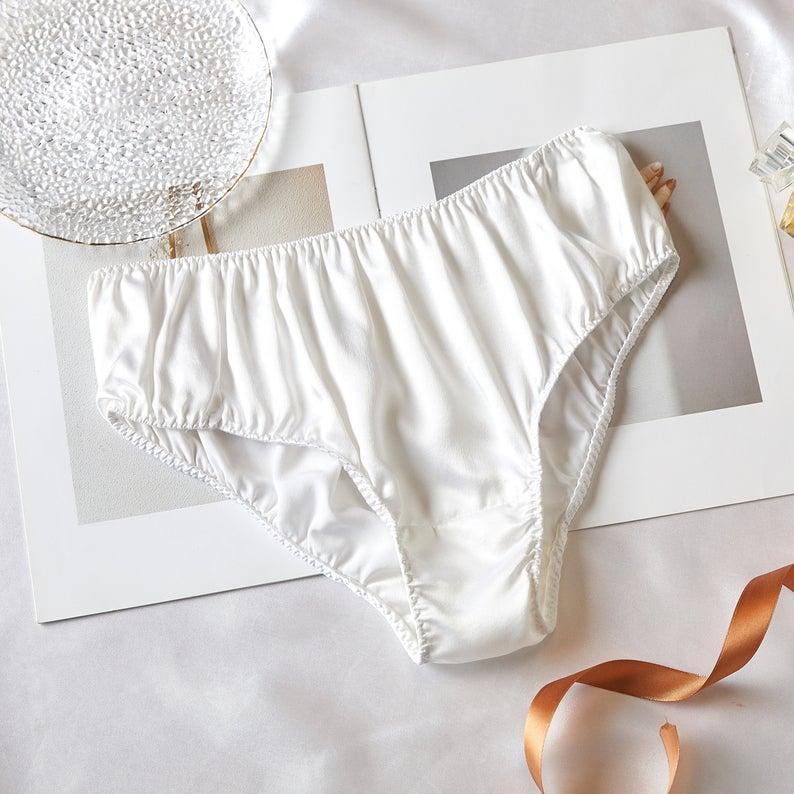 Emerald Green Pure Mulberry Silk French Cut Panties | High Waist | 22 Momme | Float Collection Product Image