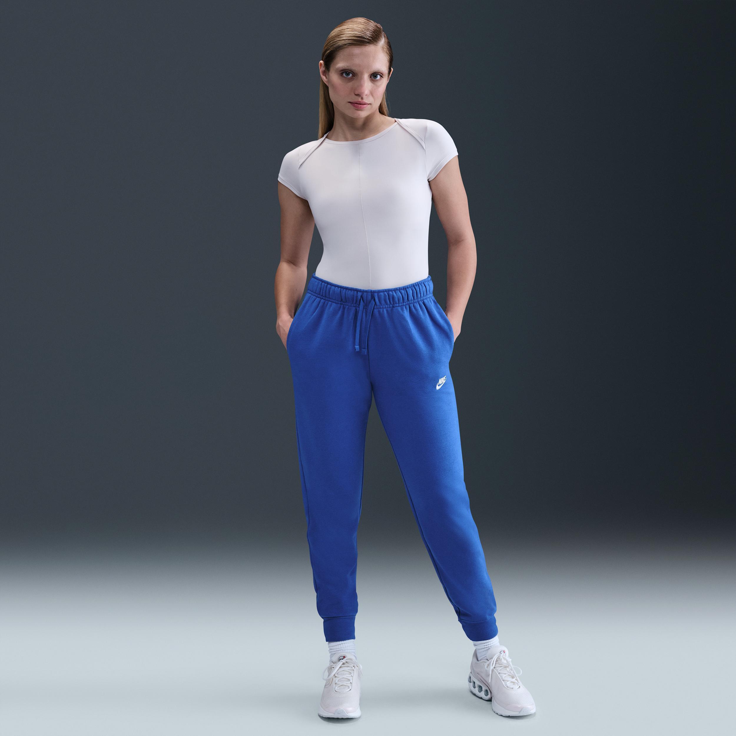 Women's Nike Sportswear Club Fleece Mid-Rise Jogger Pants Product Image