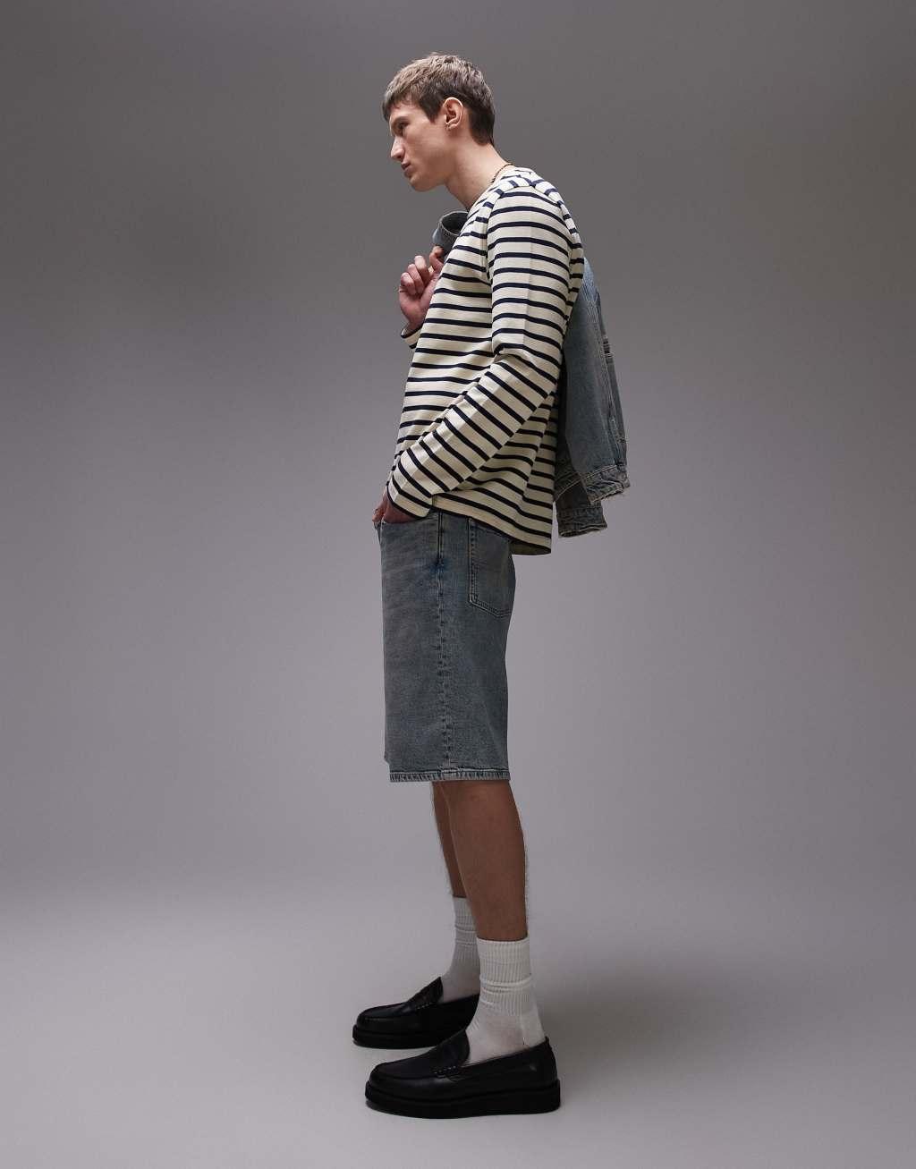 Tommy Jeans Isaac relaxed denim shorts in medium wash  Product Image