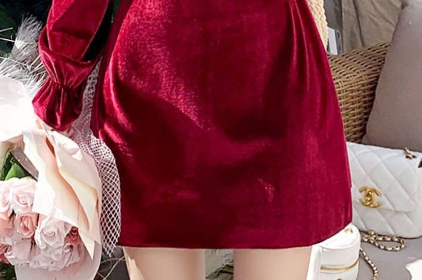 Two-Way Long-Sleeve Velvet Slim-Fit Halter Mini Dress Product Image