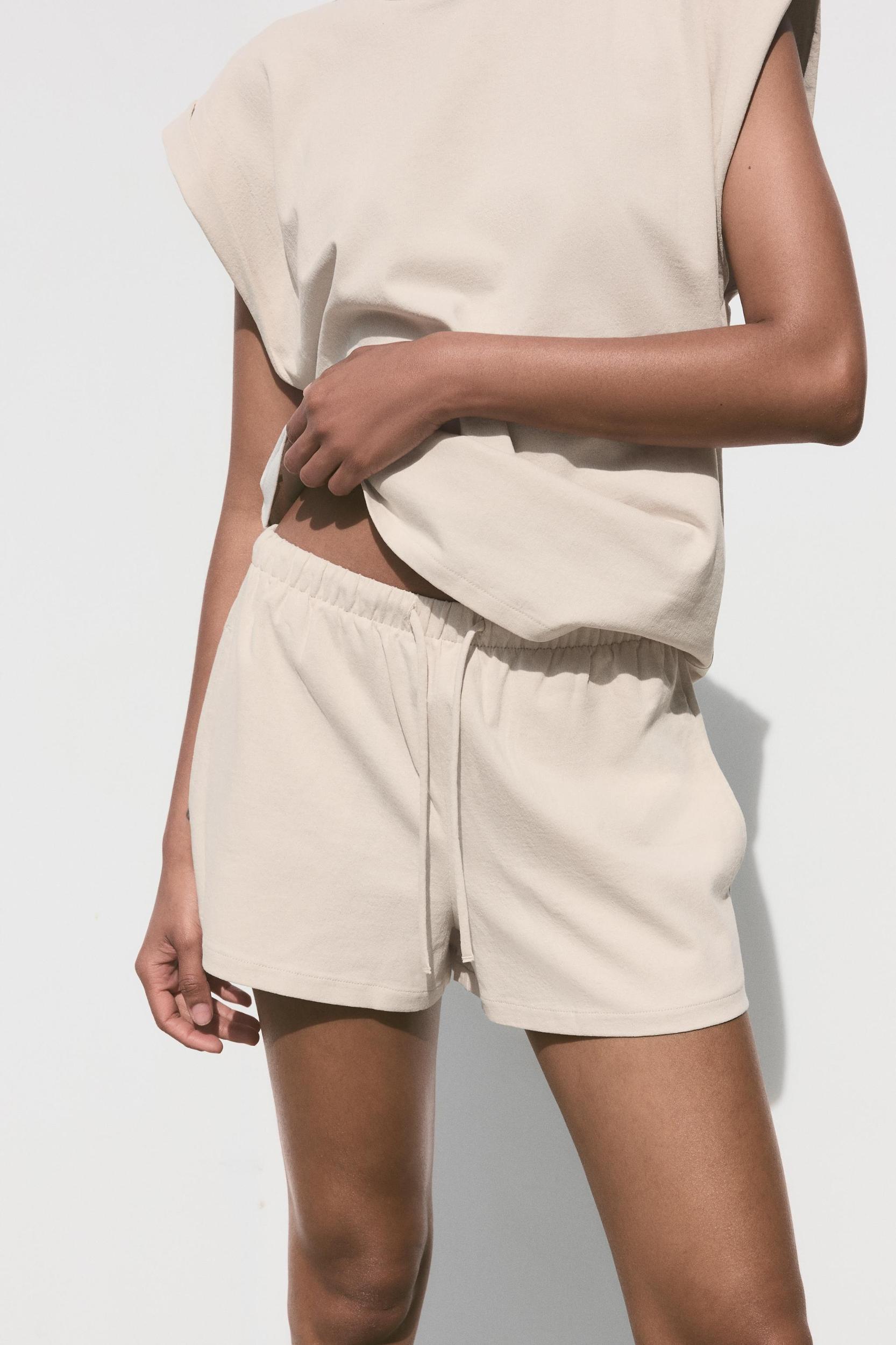RUSTIC SHORTS Product Image