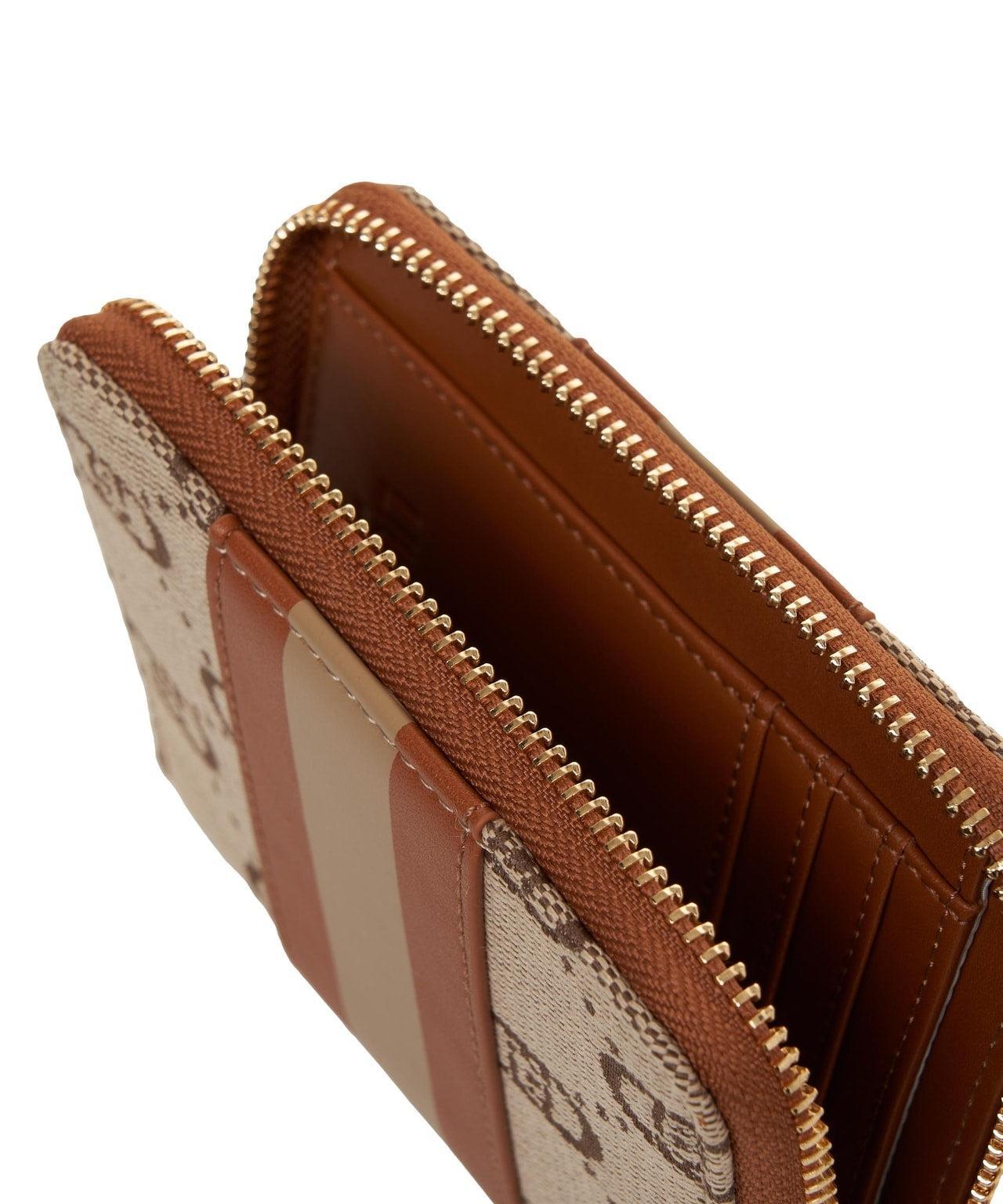 Wallet with logo Product Image