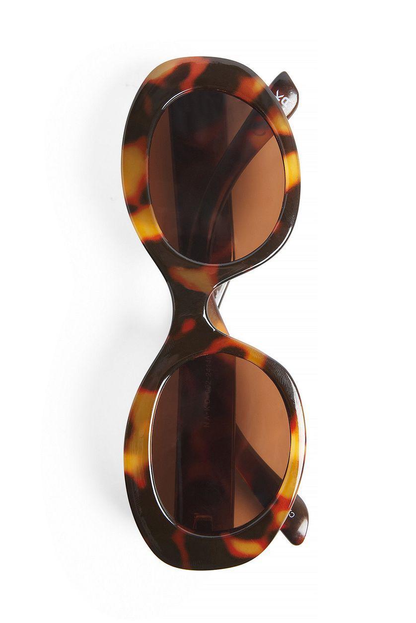 Oval Frame Sunglasses Product Image