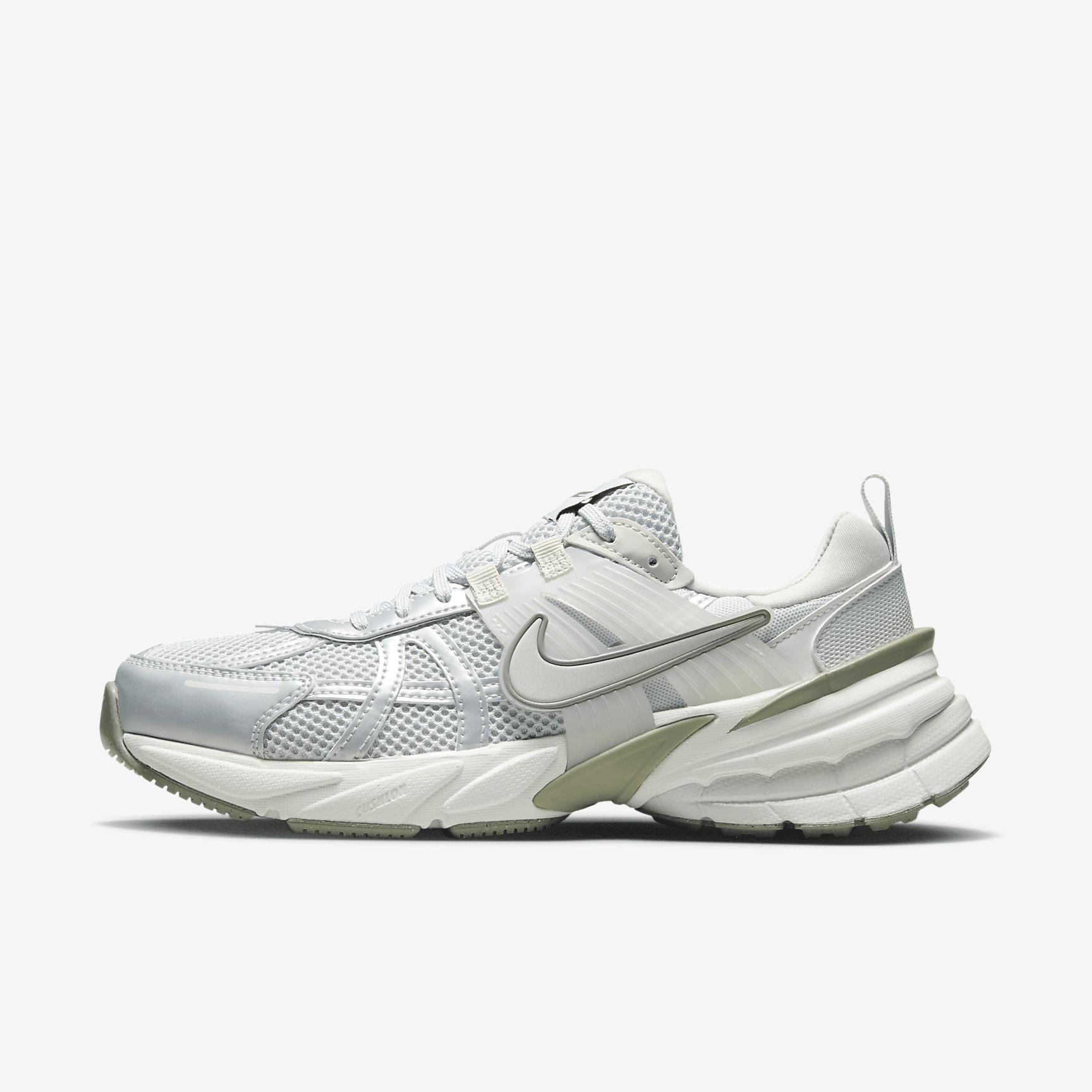 Nike V2K Run Women's Shoes Product Image