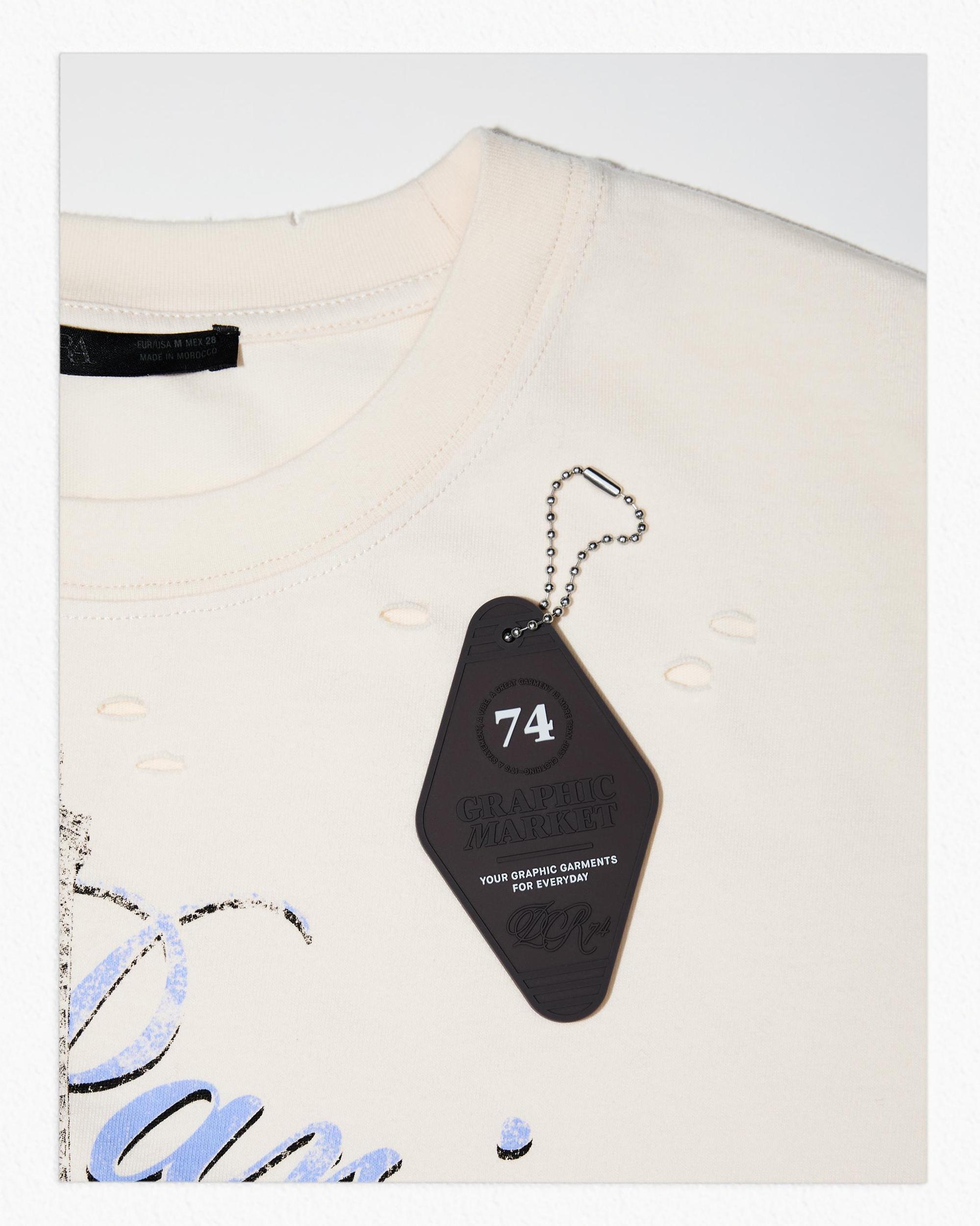 RIPPED PRINT T-SHIRT Product Image