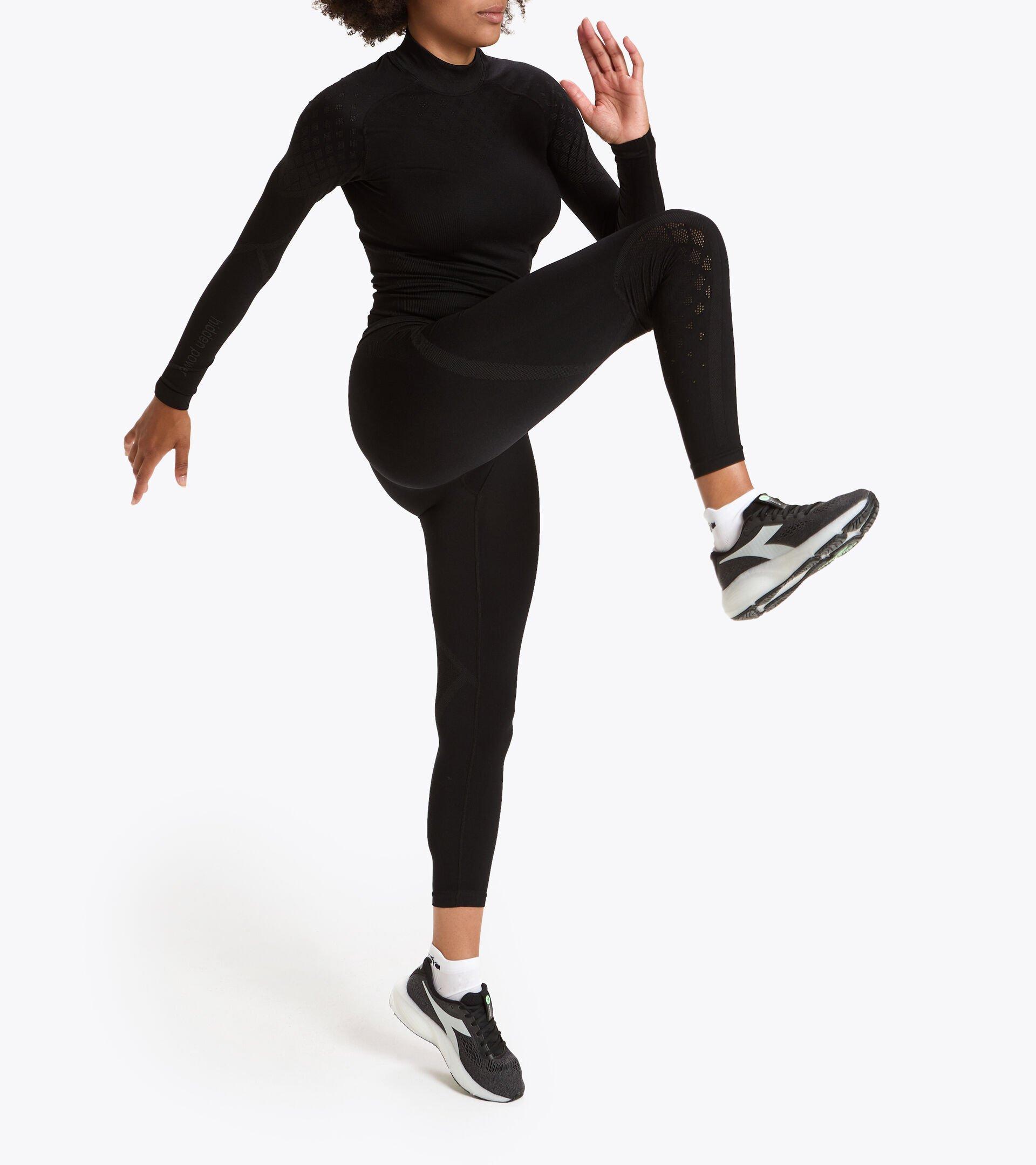 L. PANTS ACT Product Image