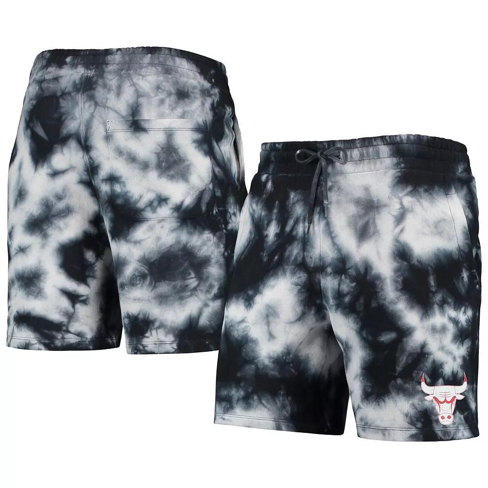 Men's New Era Black Chicago Bulls Fleece Tie-Dye Shorts, Size: Medium Product Image