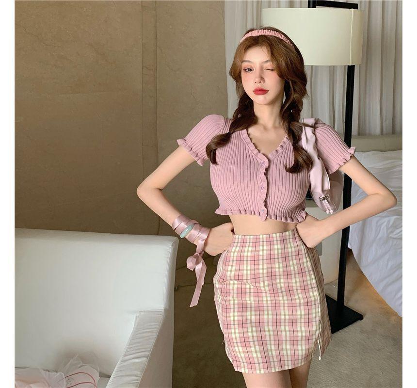 Short-Sleeve Ruffle Trim Plain Knit Top Product Image