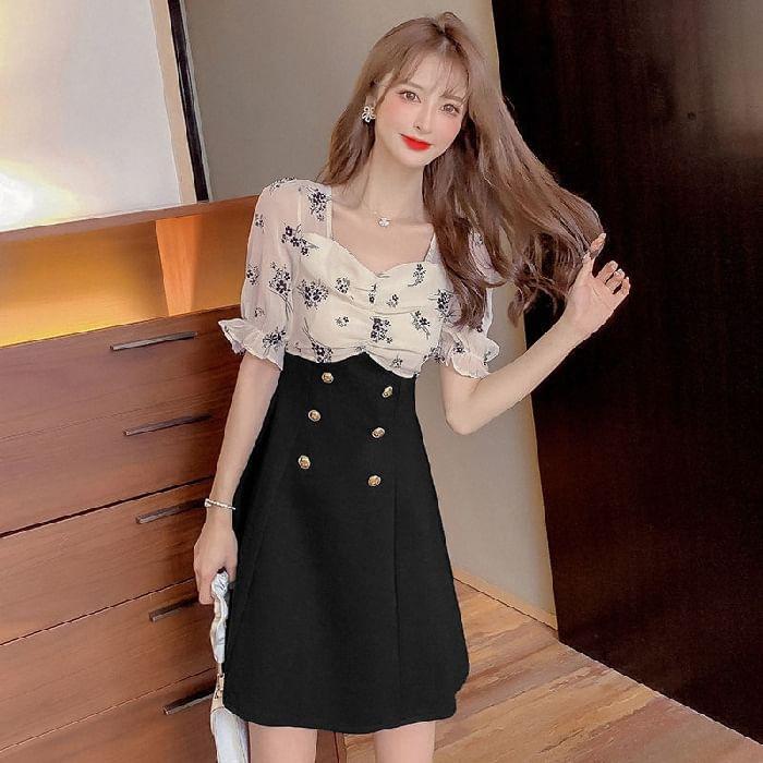 Short-Sleeve Floral Panel Double-Breasted A-Line Dress Product Image