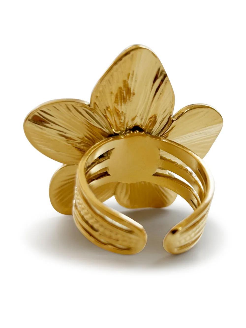floral-detail ring Product Image