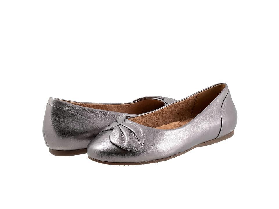 SoftWalk Sofia Leather Bow Flats Product Image