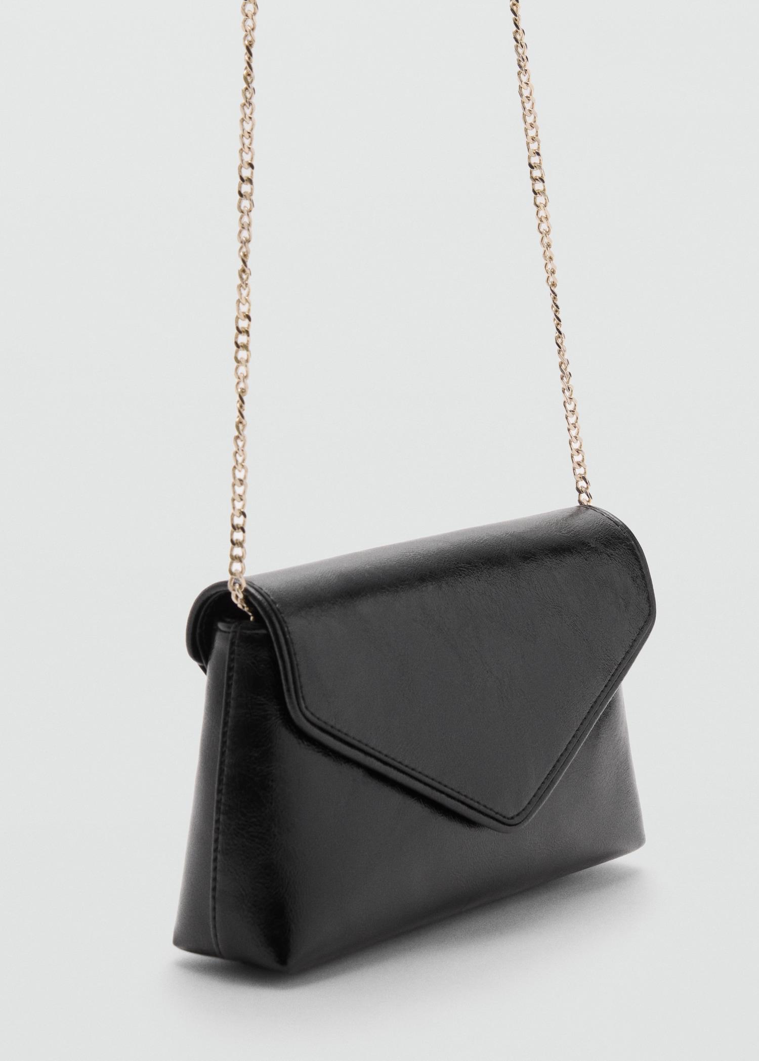 Flap chain bag - Women | MANGO USA Product Image