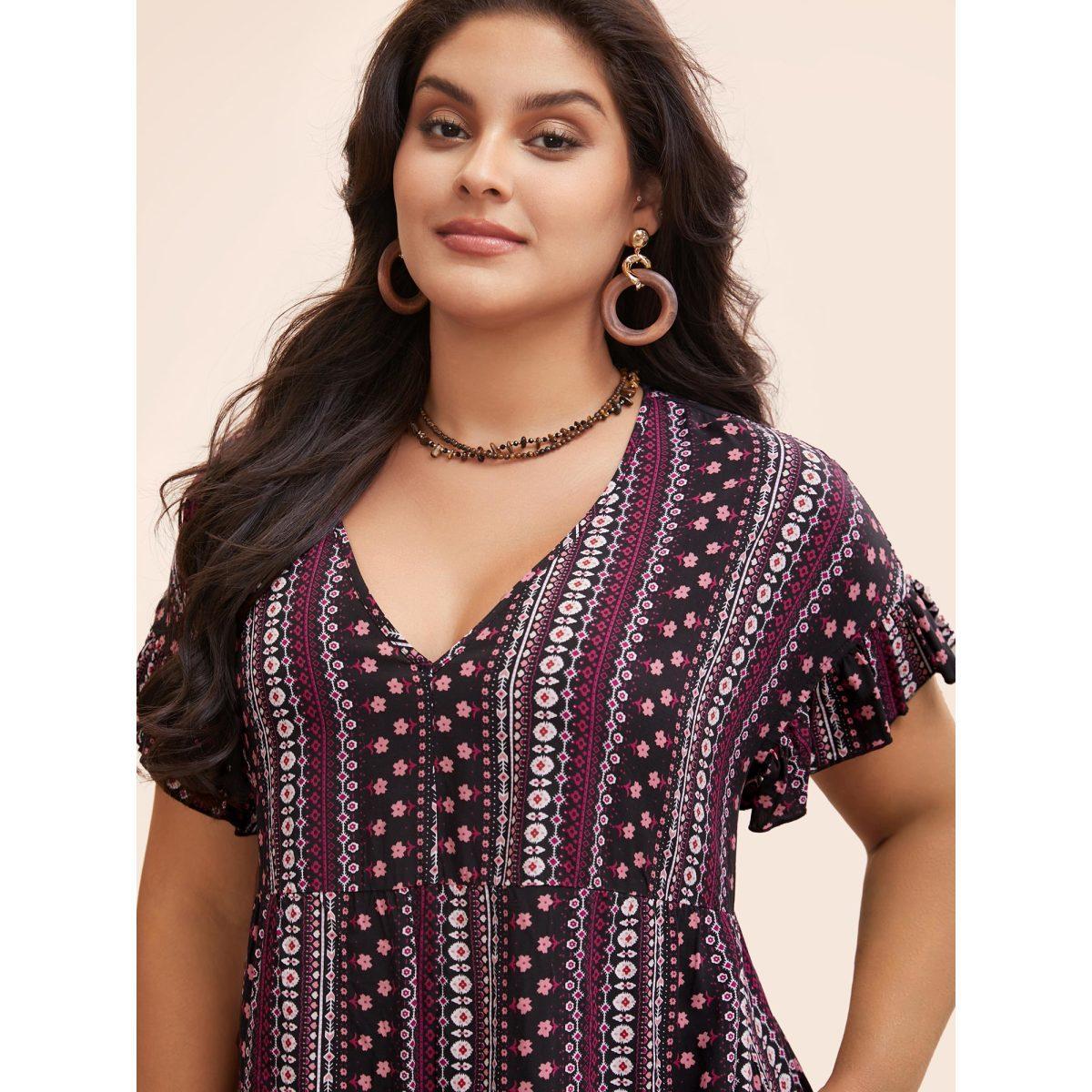 Plus Size Bandana Print Pocket V Neck Ruffle Sleeve Dress Purple Women Vacation Printed V-neck Short sleeve Curvy Midi Dress BloomChic 12/L Product Image