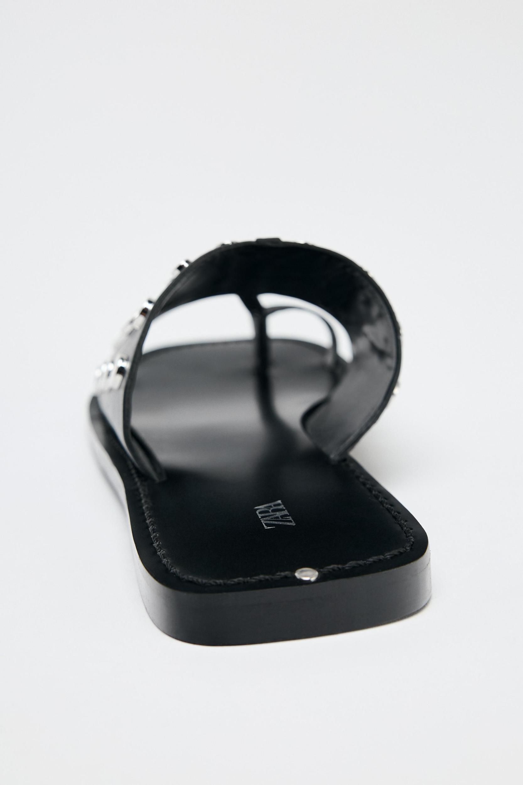 STUDDED FLAT LEATHER SANDALS Product Image