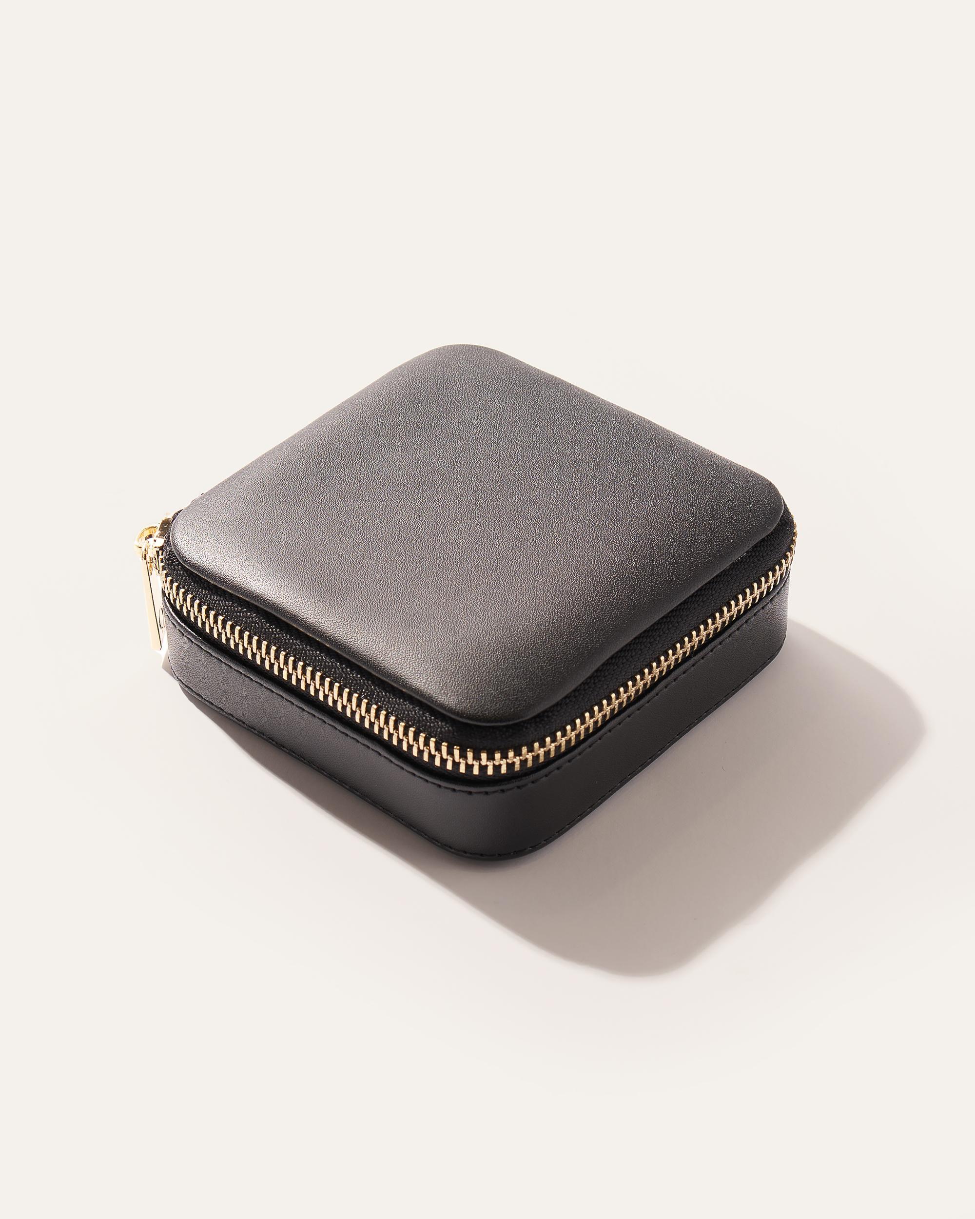 Quince | Women's Leather Jewelry Travel Case Product Image