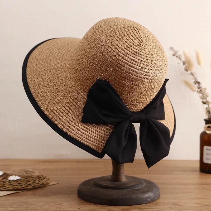 Bow Straw Hat Product Image