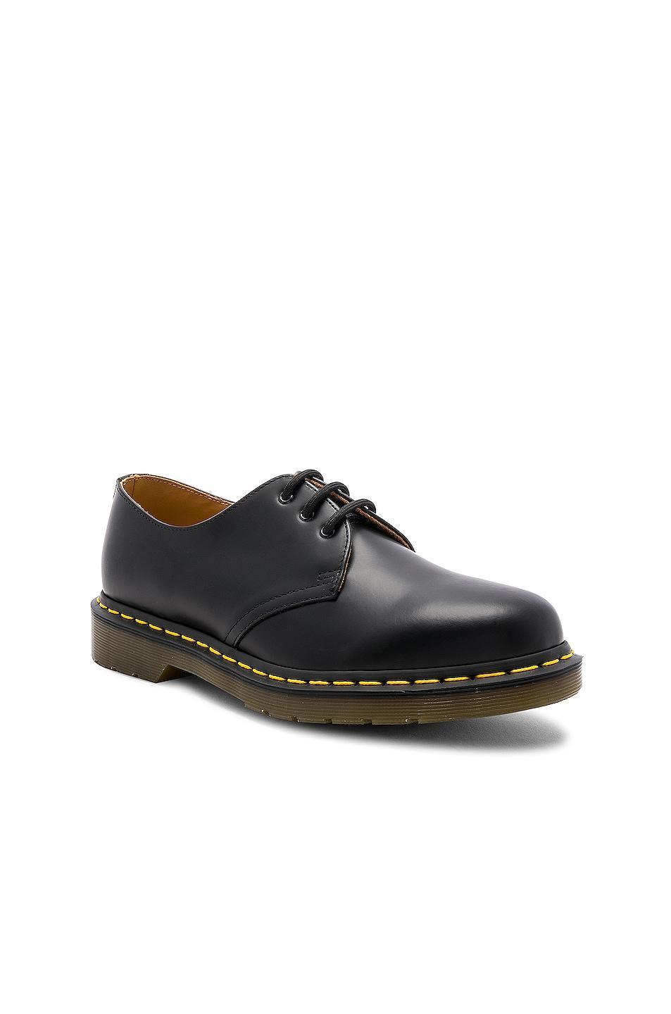 Dr. Martens Mens 1461 Smooth Leather Oxfords Product Image