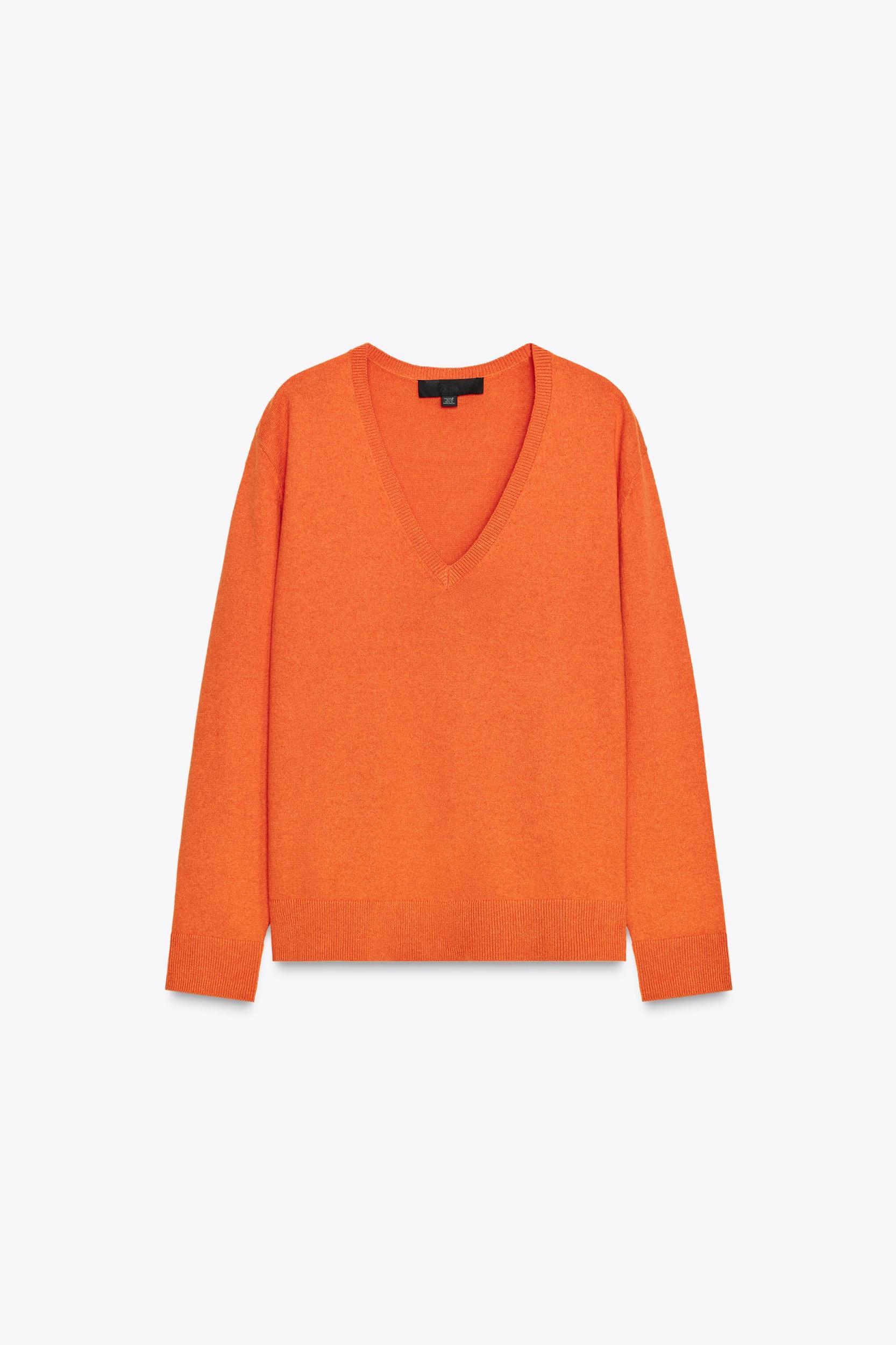 V-NECK BASIC KNIT SWEATER Product Image