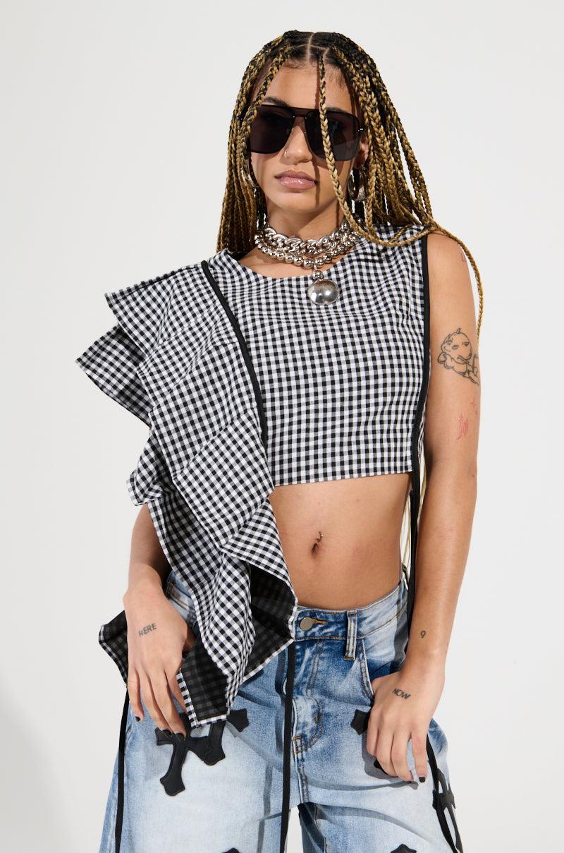 EASY ME GINGHAM BLOUSE Product Image