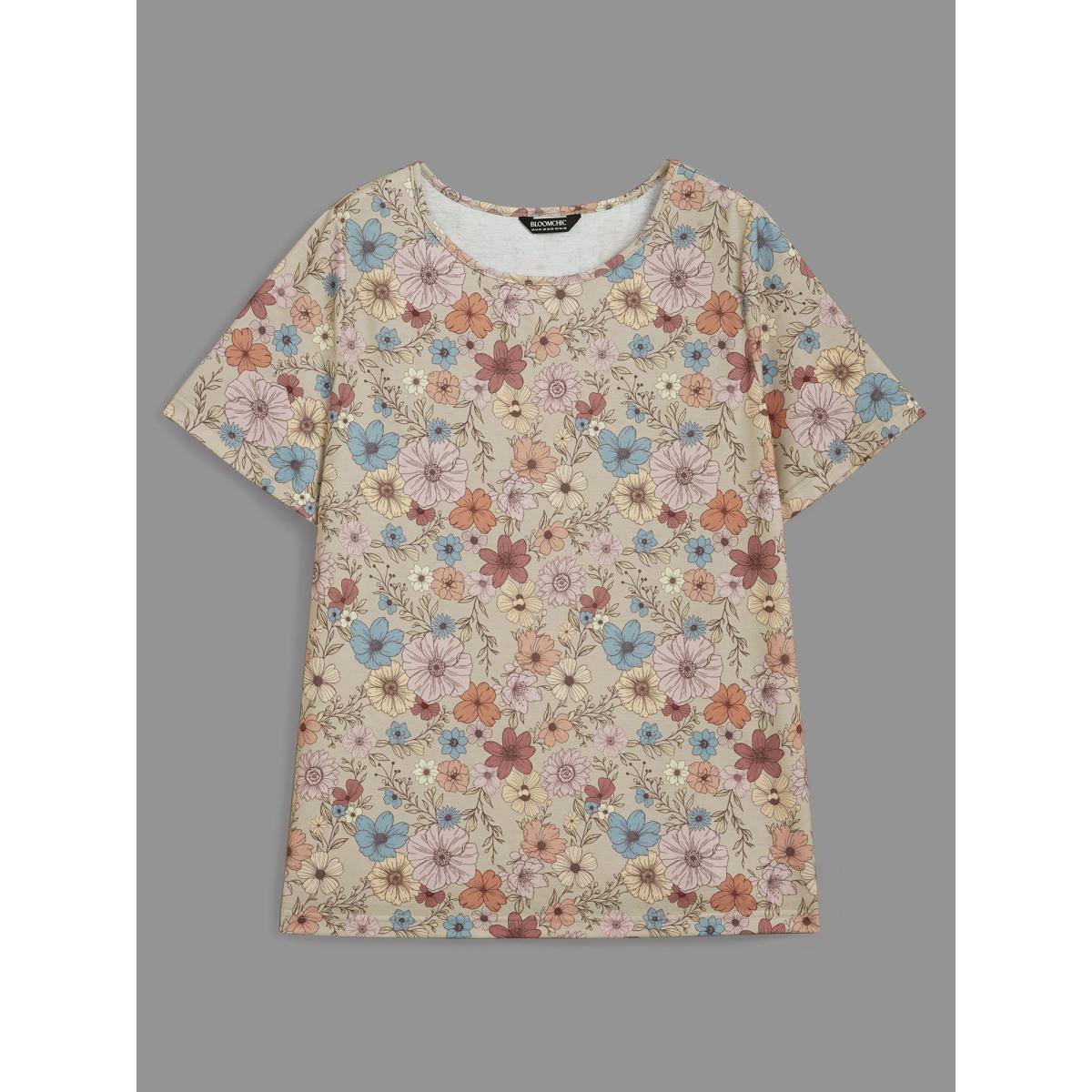 Plus Size Crew Neck Floral Print Stretchy T-Shirt Multicolor Women Casual Contrast Natural Flowers Round Neck Everyday T-shirts BloomChic 30/6X Product Image