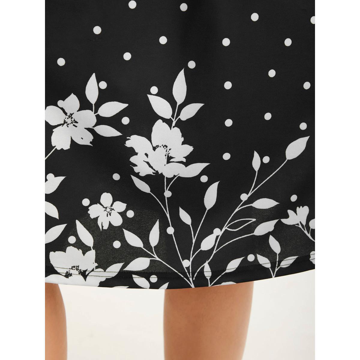 Plus Size Floral Print Pleated Midi Skirt Women BlackFlower Elegant Bodycon Low stretch Slanted pocket Everyday-Elegant Skirts BloomChic 30/6X Product Image