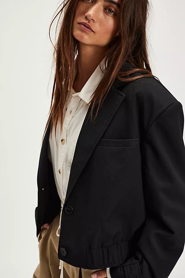 Agnes Solid Jacket Product Image