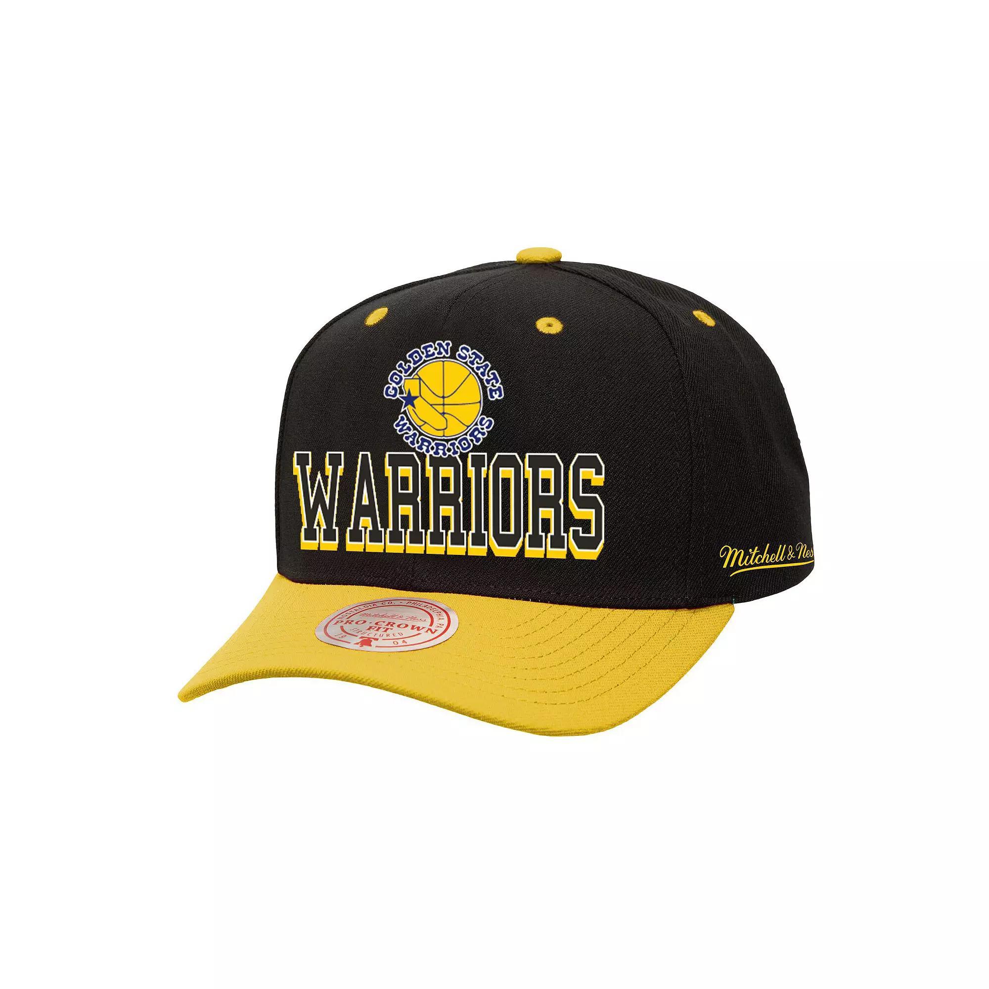 Men's Mitchell & Ness Black/Gold Golden State Warriors Backside Script Two-Tone Pro Crown Adjustable Hat Product Image