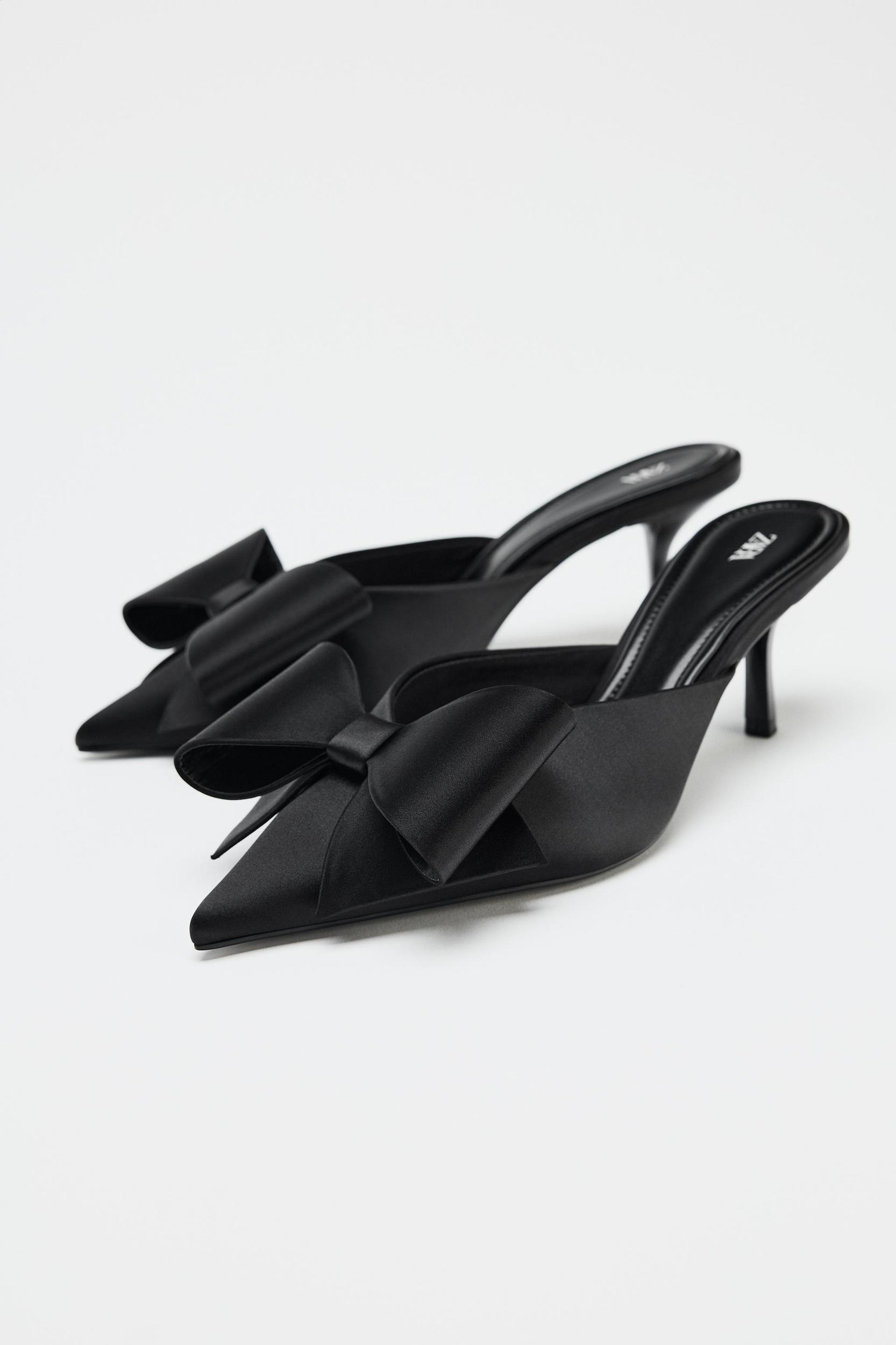 BOW HEELED MULES Product Image