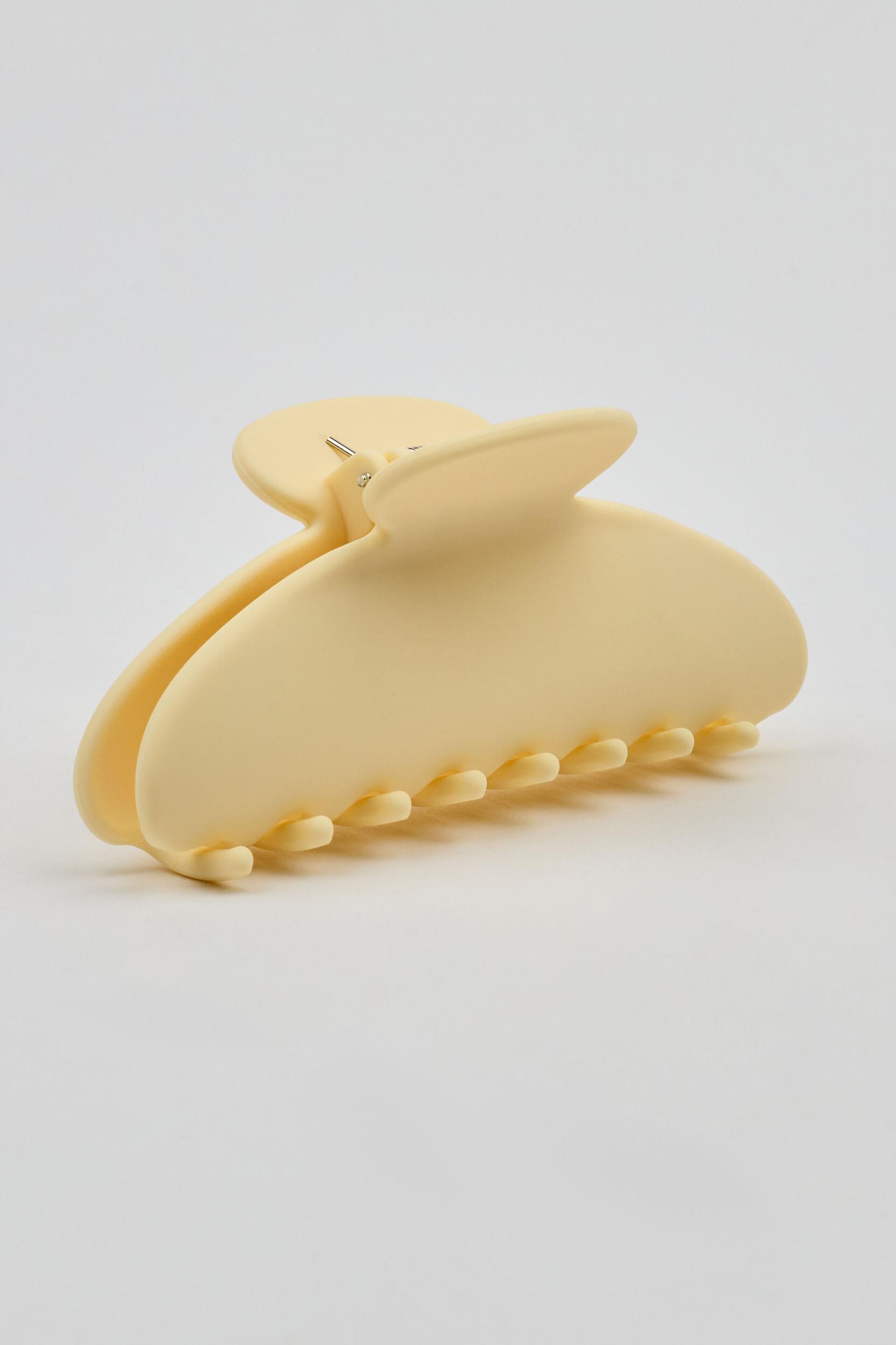 Basic Rounded Small Clip Product Image