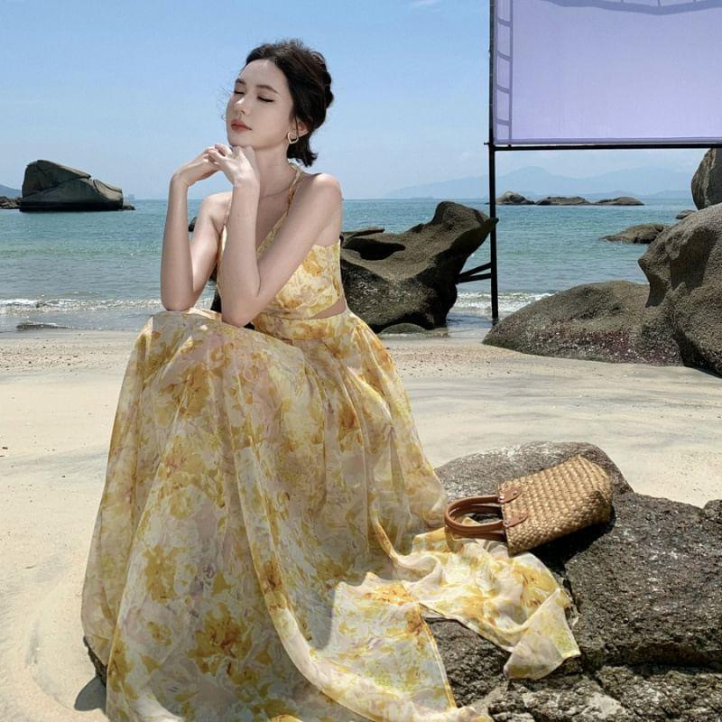 Spaghetti Strap V-Neck Floral Print Maxi A-Line Dress Product Image