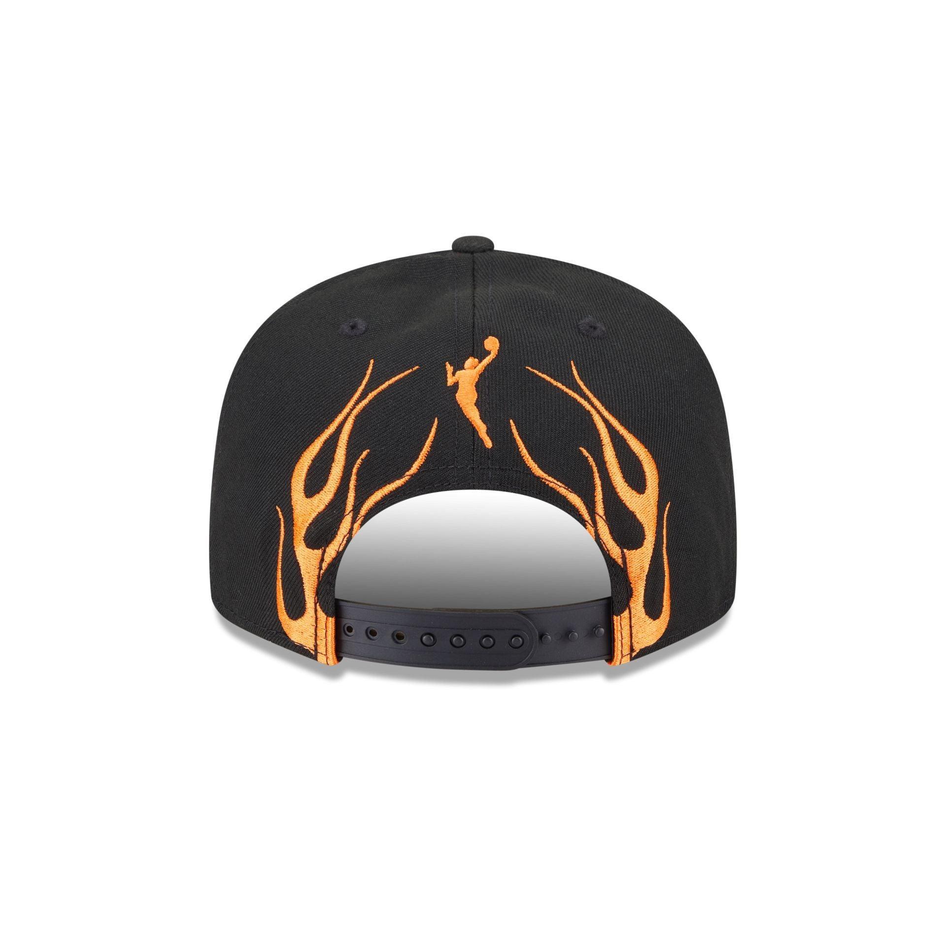 Boston Bruins Black 9FIFTY Snapback Hat Male Product Image