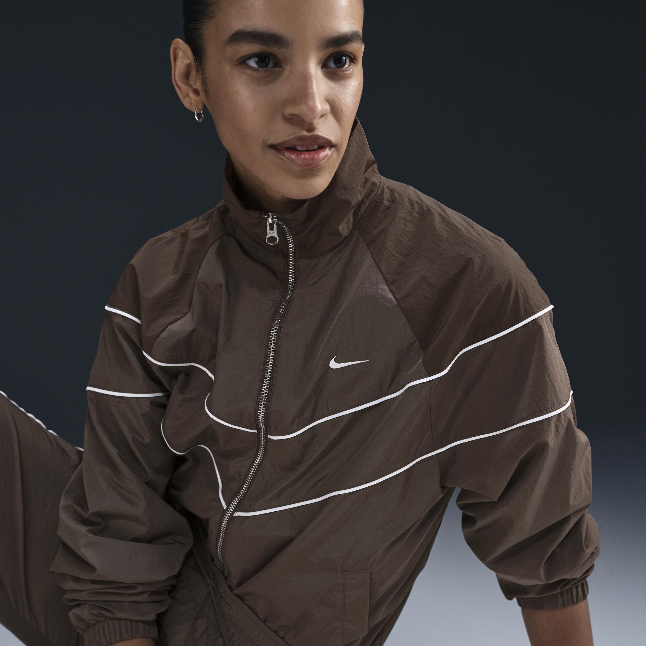 Nike Windrunner Women's Loose UV Woven Full-Zip Jacket Product Image