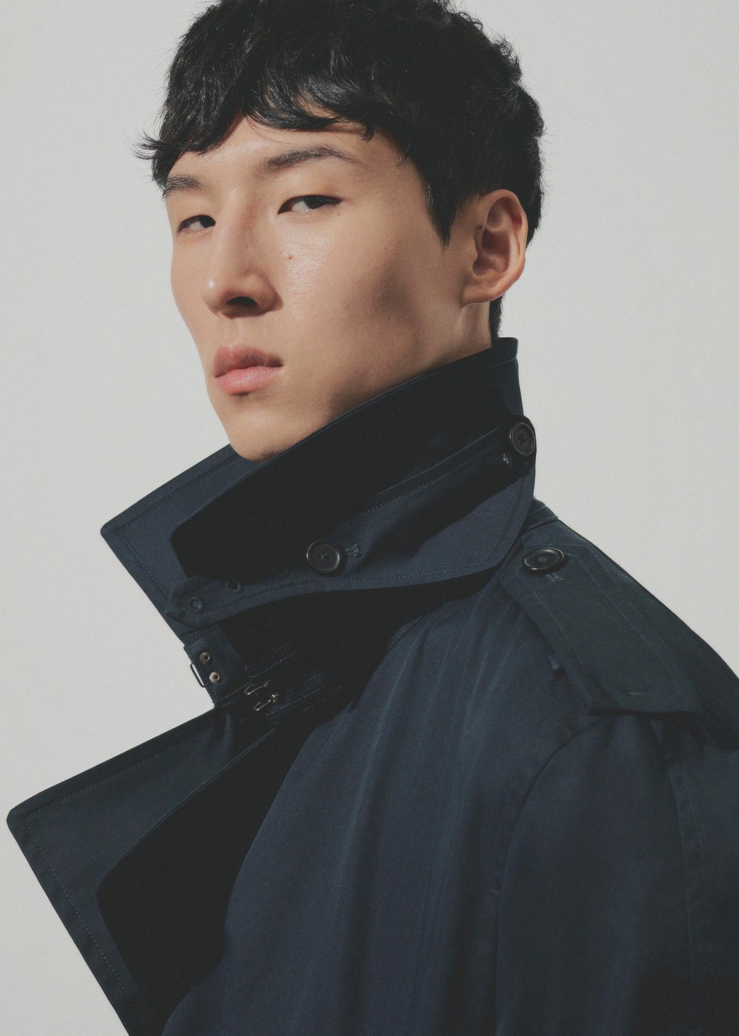 Water-repellent belted trench coat - Men | MANGO USA Product Image