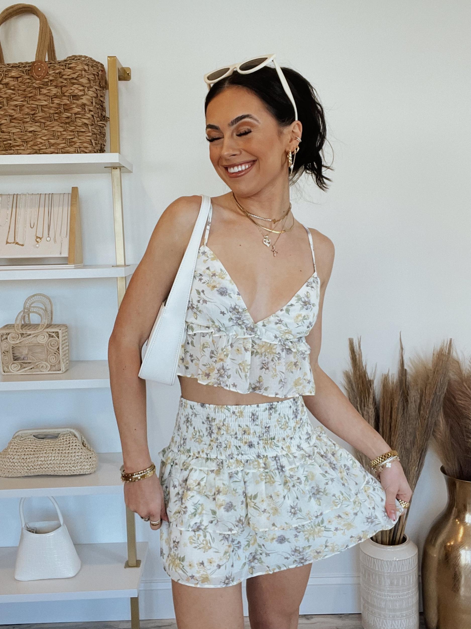 FINAL SALE Micaela Teired Mini Skirt | Ivory Floral Product Image