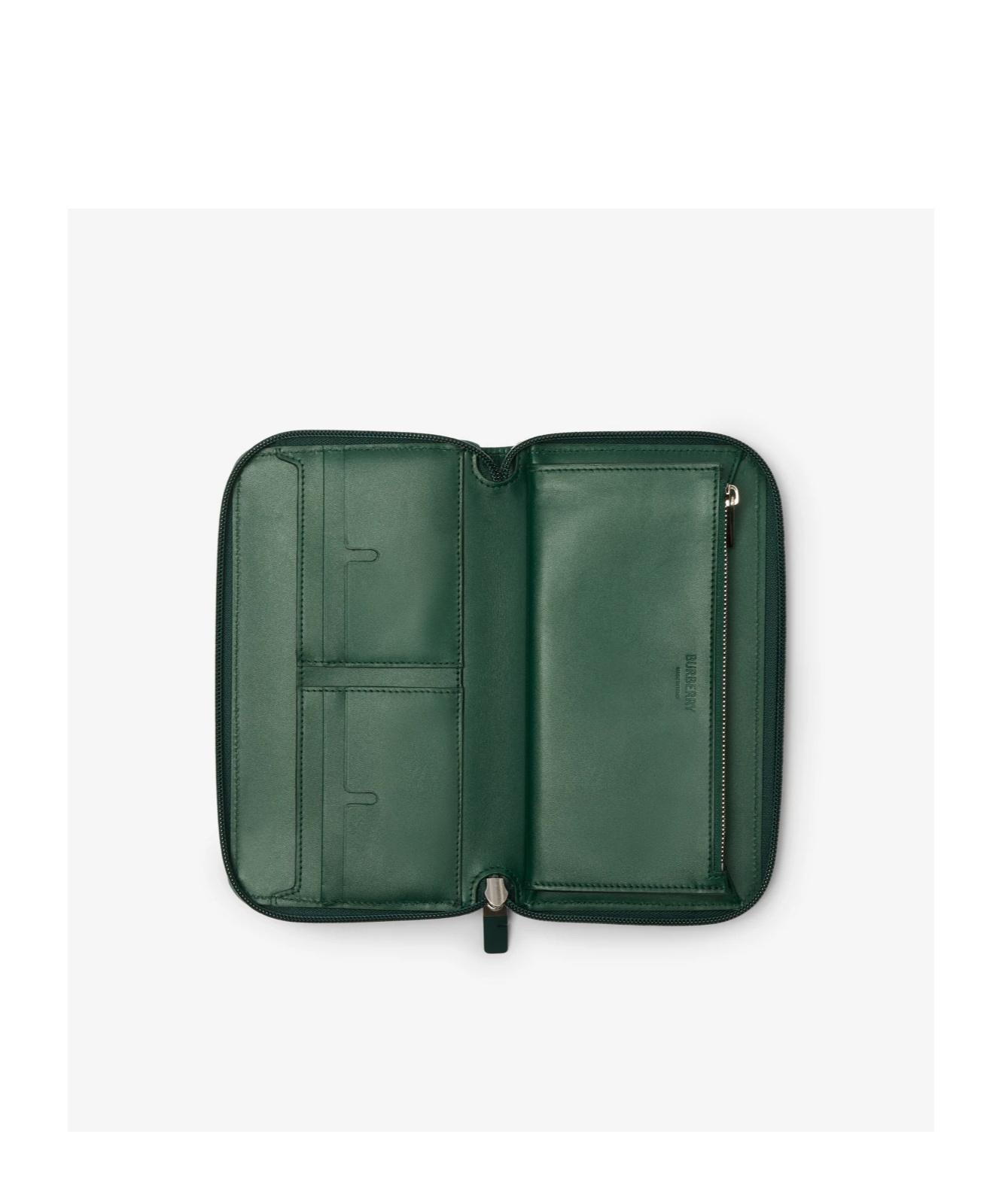 BURBERRY Checked Cotton-blend Wallet In Green Product Image