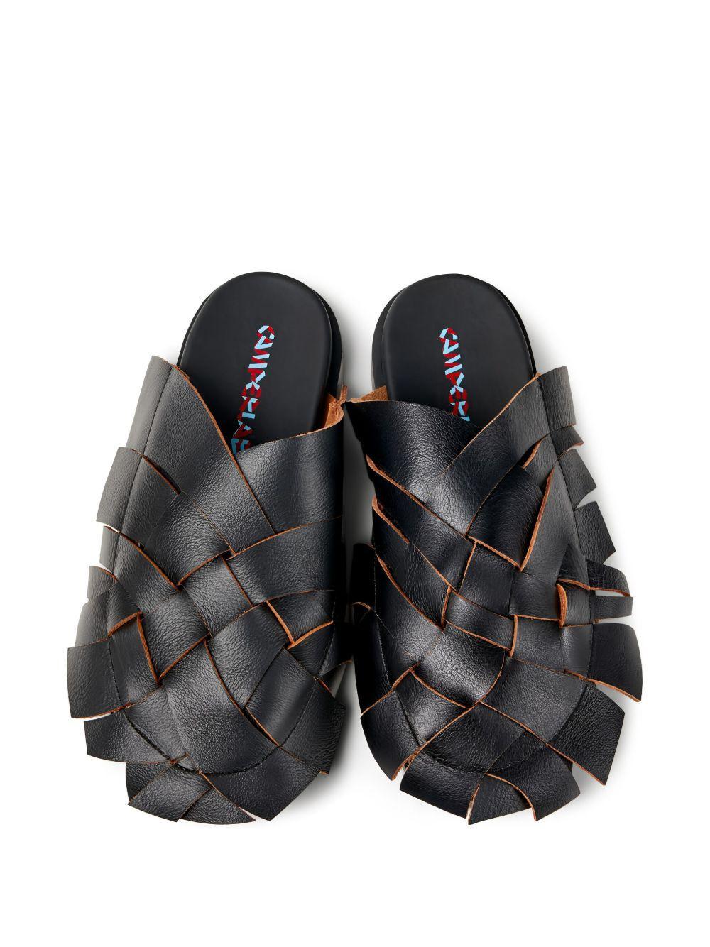 Brutus slippers Product Image