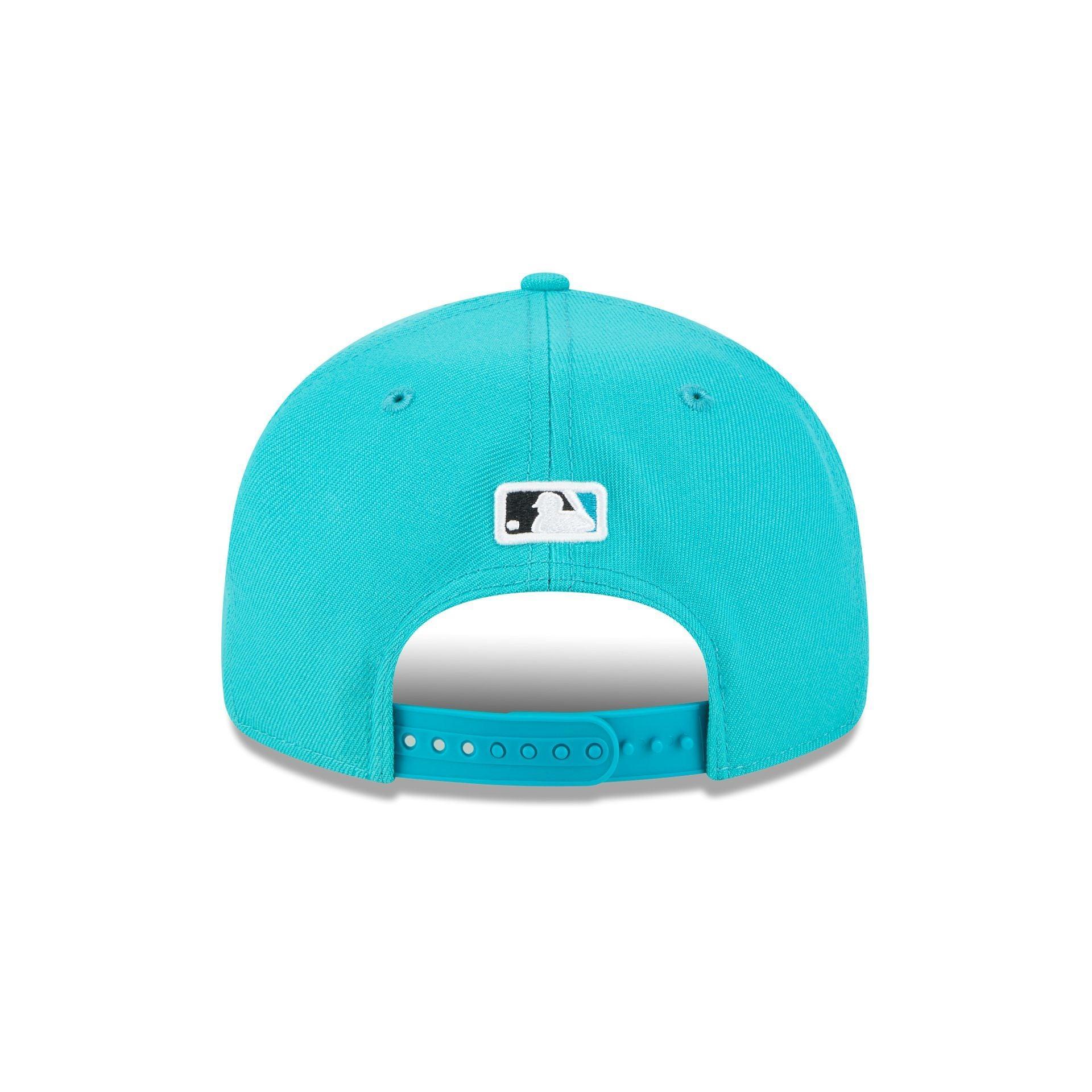 Miami Marlins Hall of Fame 2025 Retro Crown 9FIFTY Snapback Hat Male Product Image