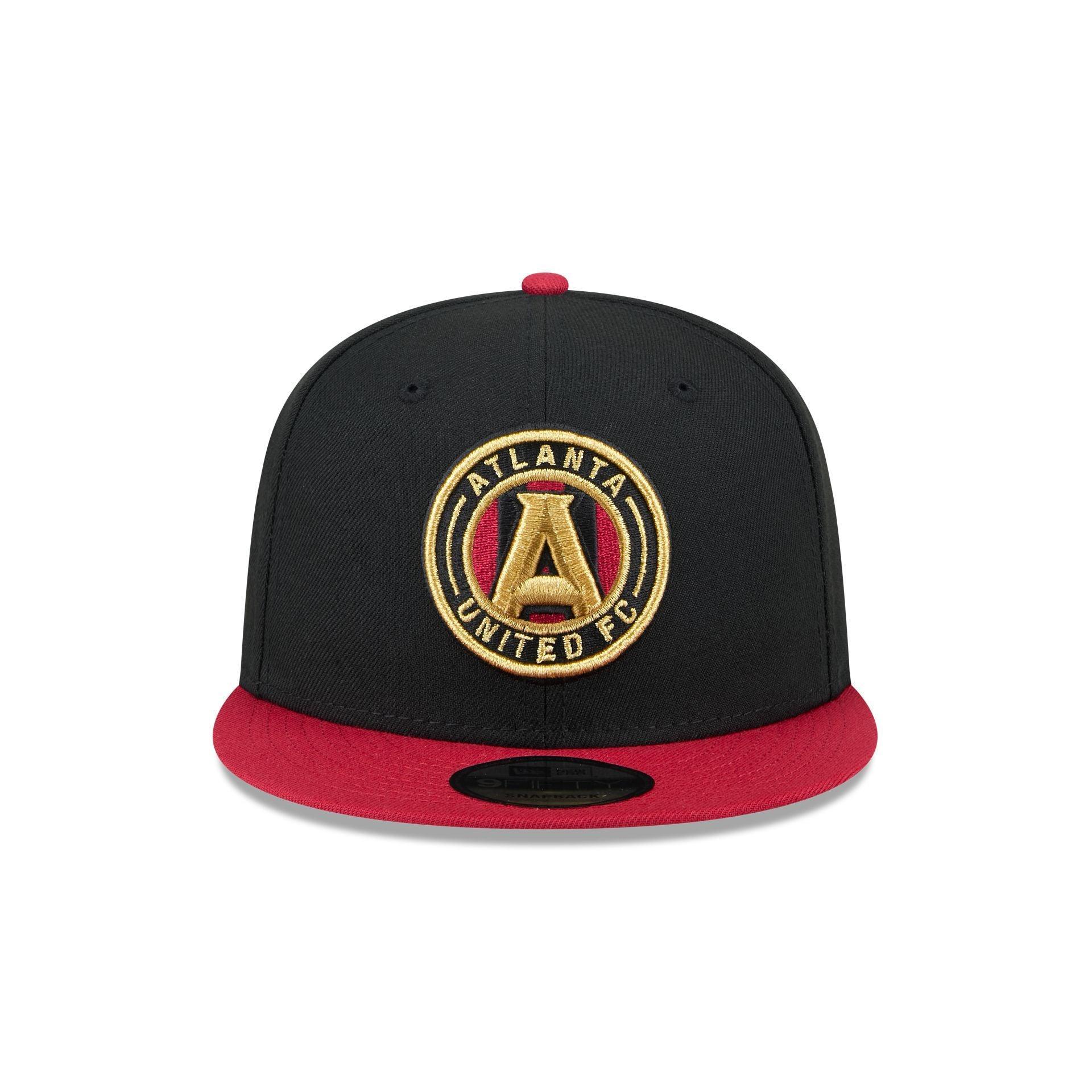 Boston Bruins Black 9FIFTY Snapback Hat Male Product Image