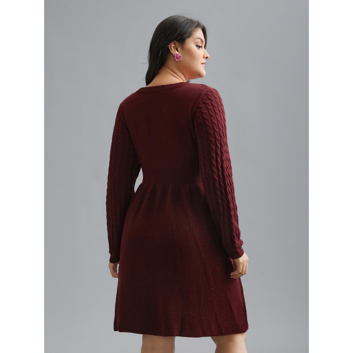 Plus Size Heart Motif Contrast Textured Dress Deepred Women Elegant Bodycon Long Sleeve Everyday Sweater Dresses BloomChic 28/5X Product Image