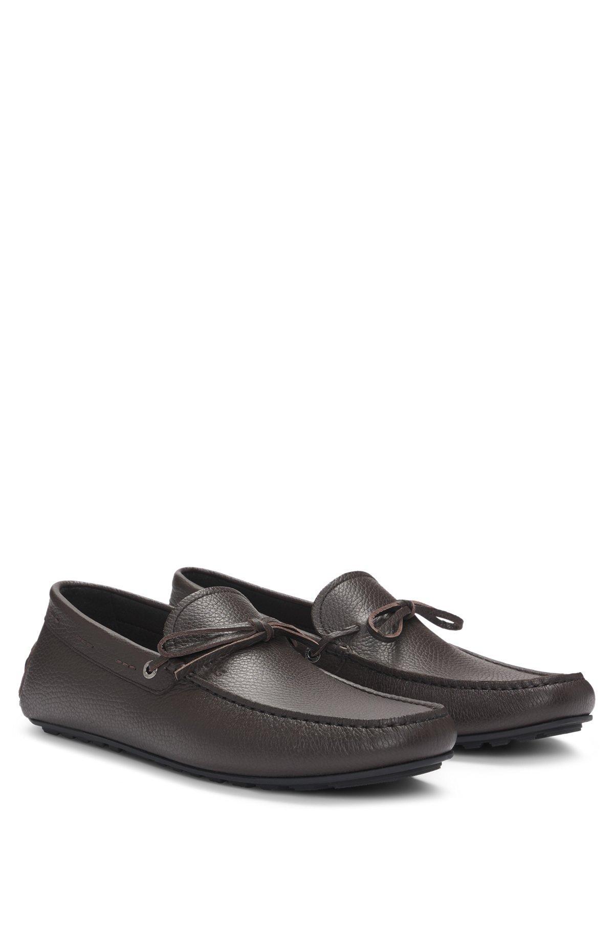 Grained-leather moccasins with driver sole Product Image
