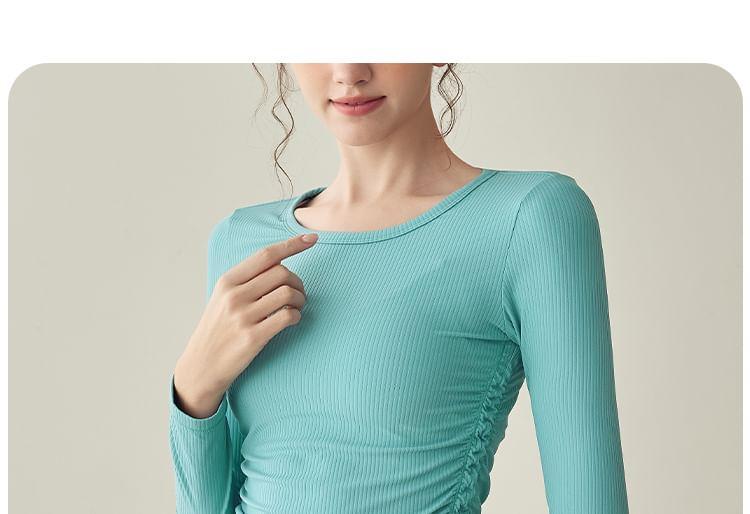 Long-Sleeve Plain Ruched Sports T-Shirt Product Image