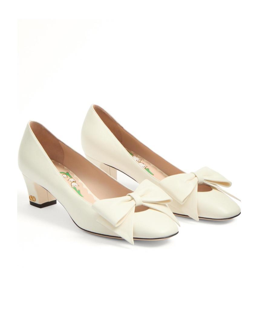 VALENTINO GARAVANI Bowow Pump In Kidskin 45mm Woman Ivory 40.5 In White Product Image