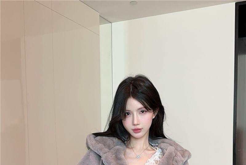 Plain Fluffy Zip-Up Crop Hoodie Product Image