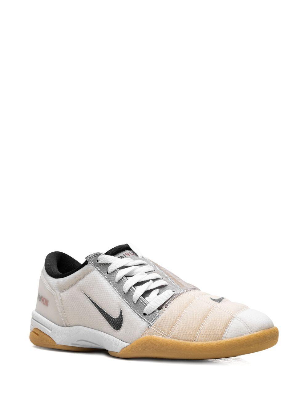 Total 90 III "White" sneakers Product Image