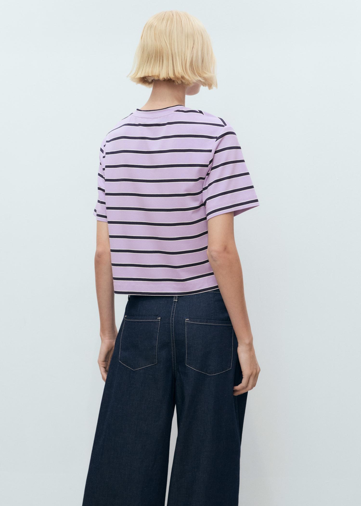 Striped oversized t-shirt - Women | MANGO USA Product Image