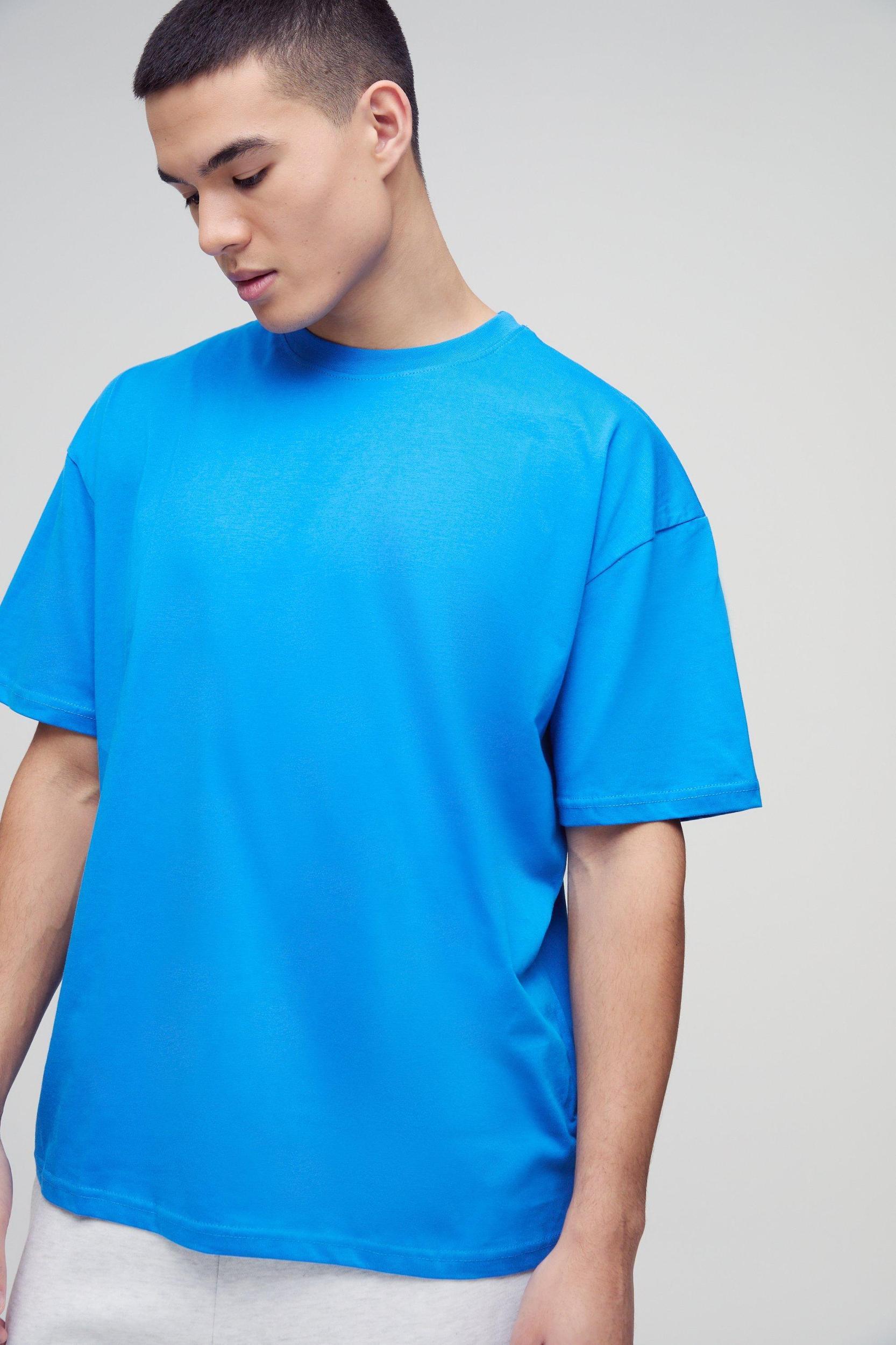 Oversized Basic Crew Neck T-shirt | boohooMAN USA Product Image