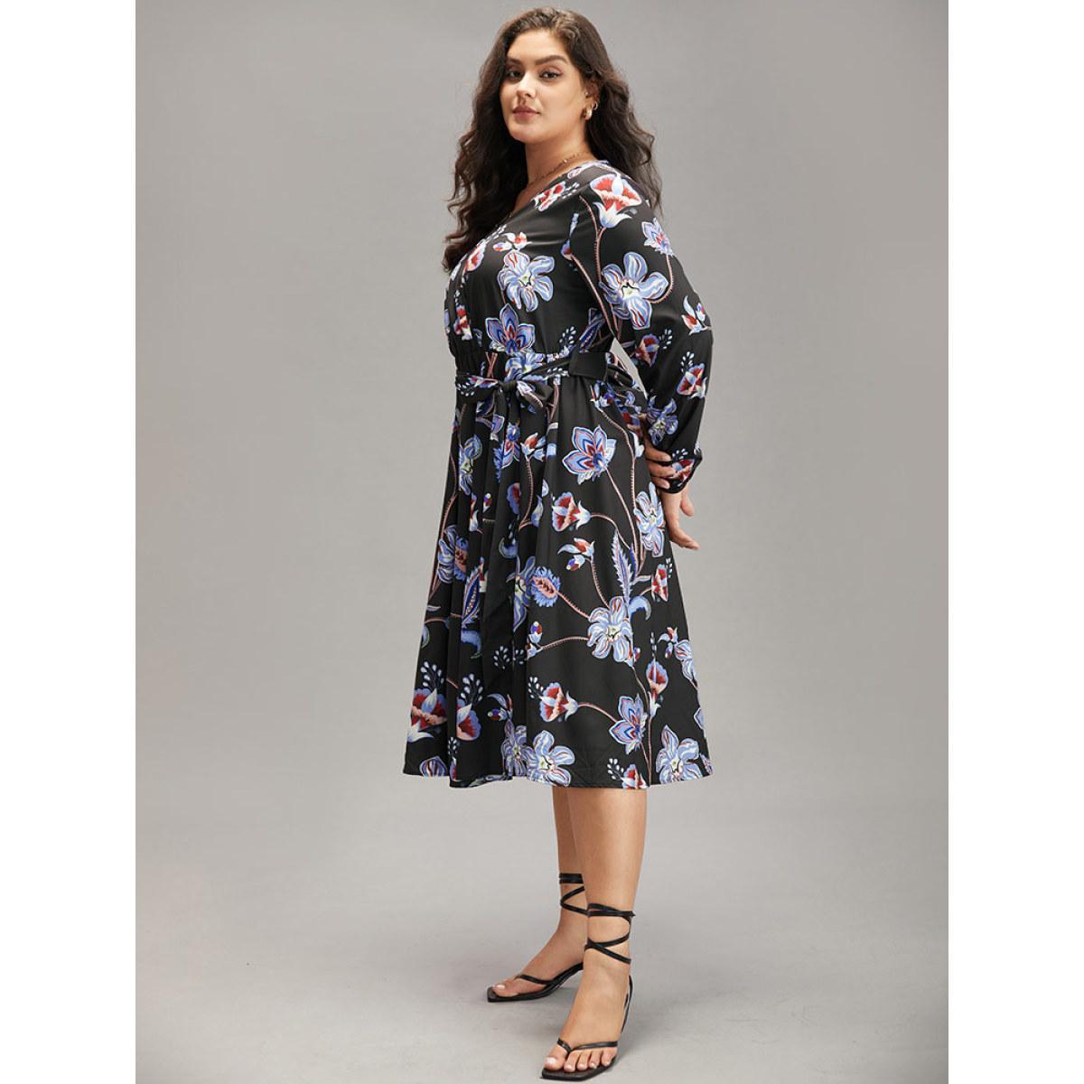 Plus Size Floral Print Elastic Cuffs Belted Dress Black Women Elegant Elastic cuffs V-neck Long Sleeve Curvy Midi Dress BloomChic 26/4X Product Image